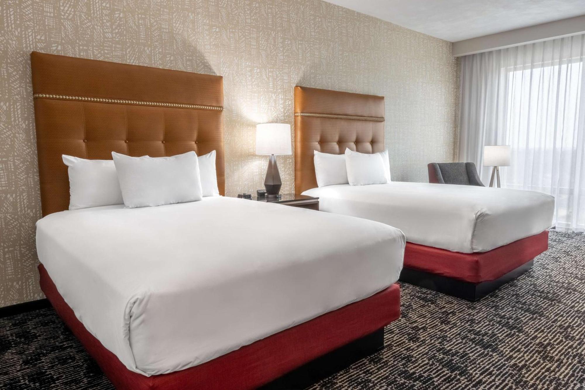 Drury Plaza Hotel College Station Exterior photo